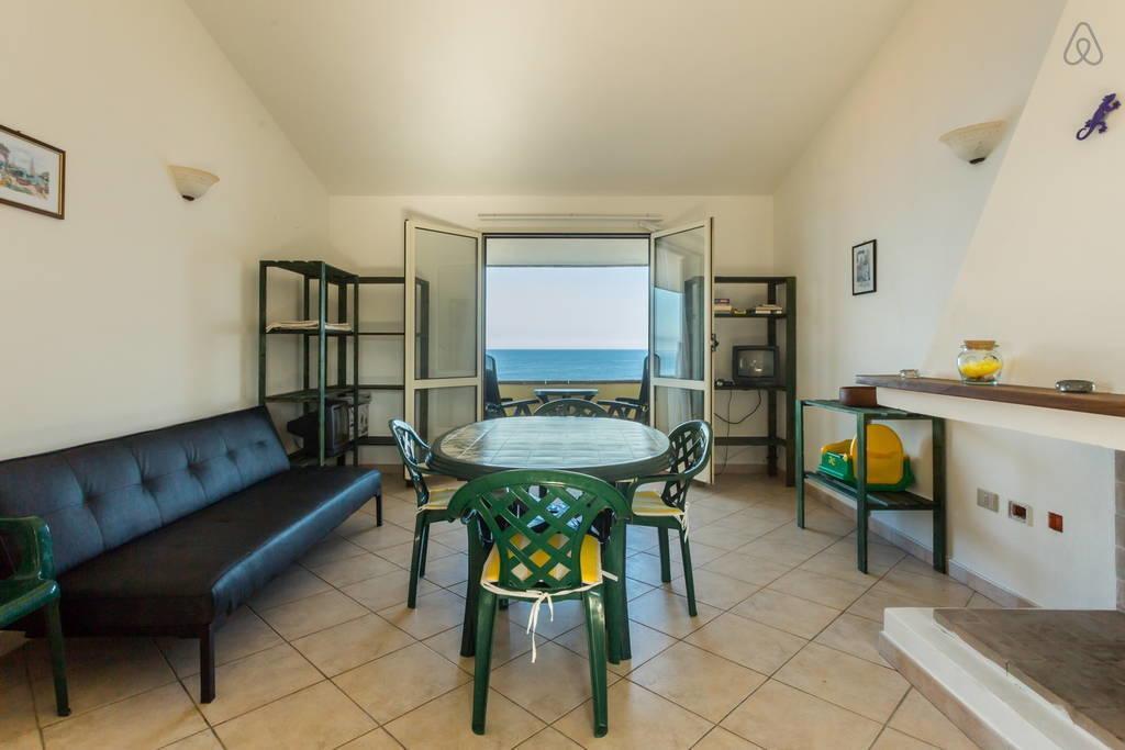 纯美撒丁岛公寓 托雷戴科尔萨里 客房 照片